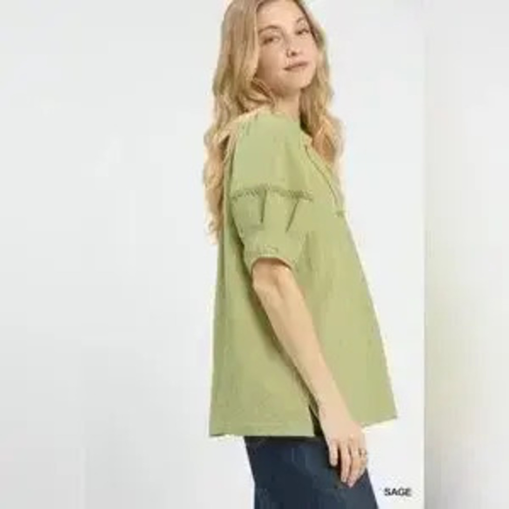 Umgee Textured Puff Sleeve Top - Picture 2 of 6
